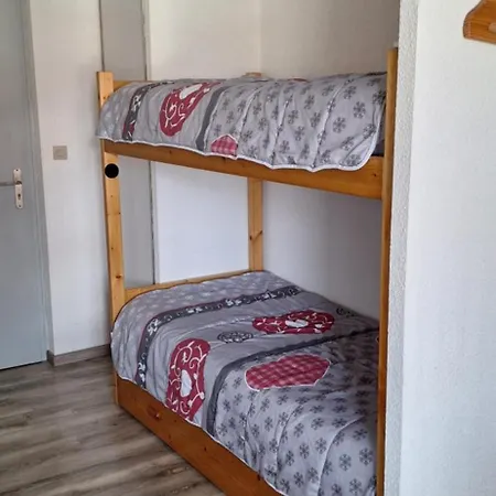 T2 Toute Saison Au Pied Des Pistes Апартаменты *